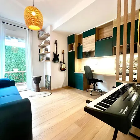 Bright And Stylish In Center 2 Bedrooms Hébergement de vacances