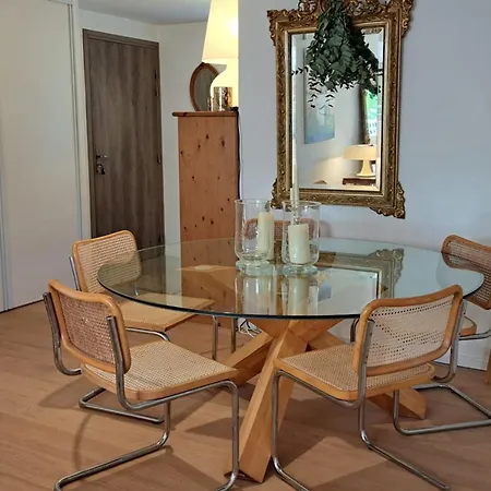 Bright And Stylish In Center 2 Bedrooms Hébergement de vacances