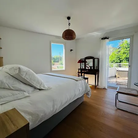 Hébergement de vacances Bright And Stylish In Center 2 Bedrooms Antibes