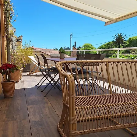 Σπίτι διακοπών Bright And Stylish In Center 2 Bedrooms