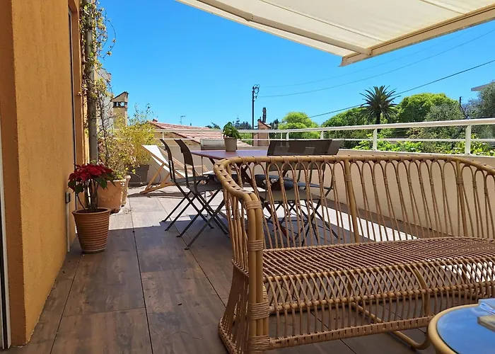 Hébergement de vacances Bright And Stylish In Center 2 Bedrooms