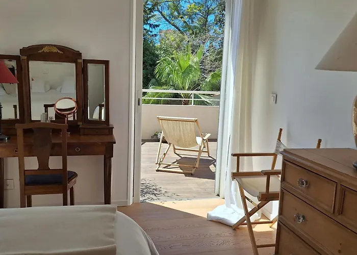 Bright And Stylish In Center 2 Bedrooms Hébergement de vacances *